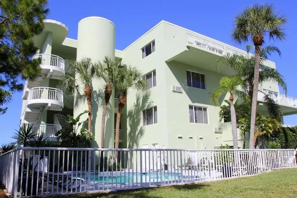 Chart House Suites And Marina Clearwater Beach